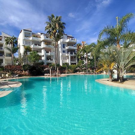 Costalita On The Beach - 3 Bedroom Cosy Apartment Естепона Екстер'єр фото