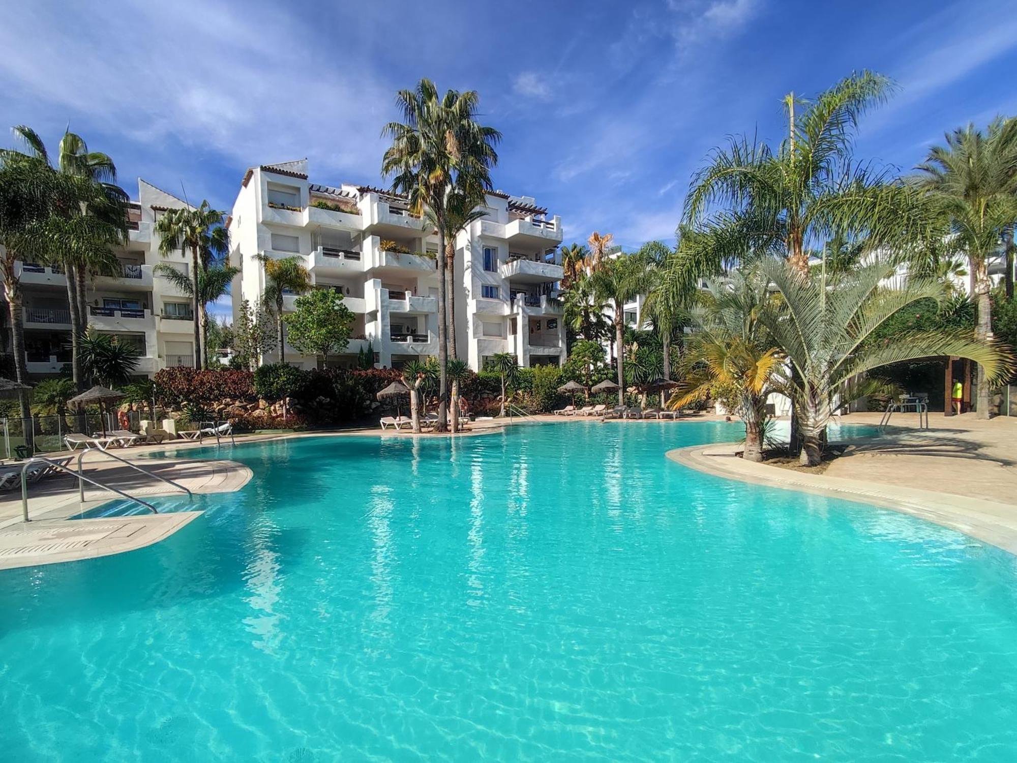 Costalita On The Beach - 3 Bedroom Cosy Apartment Естепона Екстер'єр фото